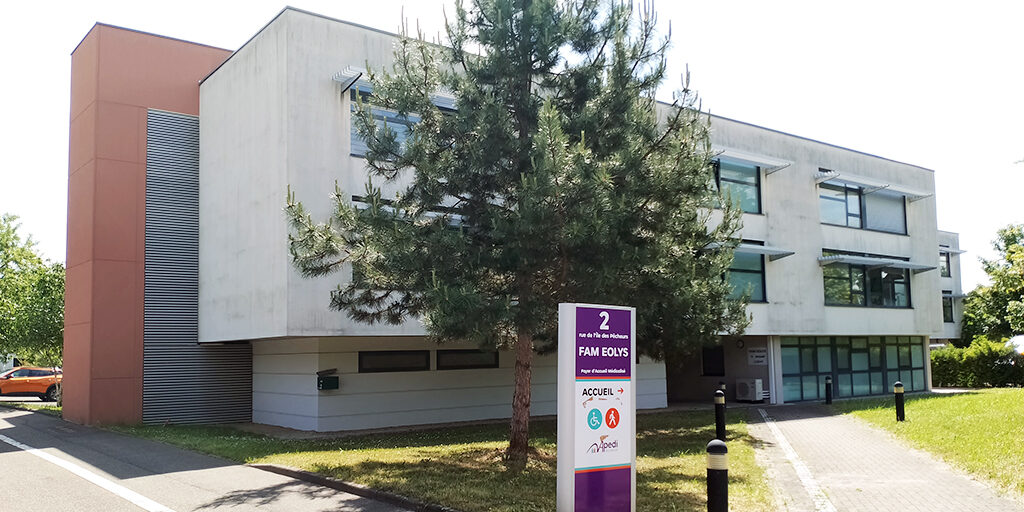 Bannière foyer accueil médicalisé Eolys